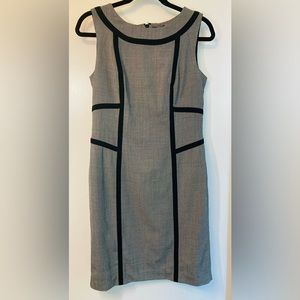 St. John size 6 dress, wool dress.